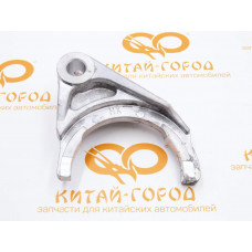 Вилка переключения 1-2 передачи Geely Emrgand EC7,X7,MK,Otaka,Vision,GC6